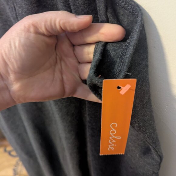 NWT Colsie Fleece Jumpsuit Romper Loungewear Grey Size XL Crop Cozy Pockets Boho - Picture 4 of 8